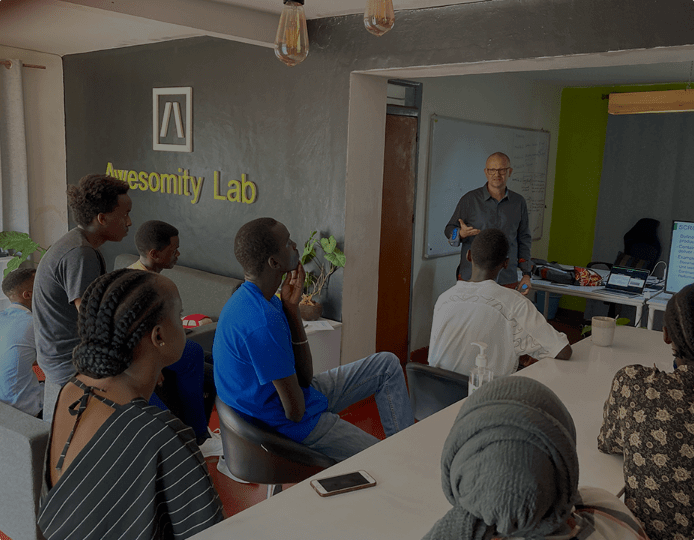 Schulungen für Ihre zukünftigen Arbeitskräfte: IT-Experten und Software-Ingenieure aus Kigali, Rwanda.